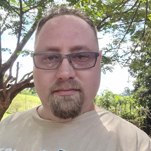 T J van Wyk 